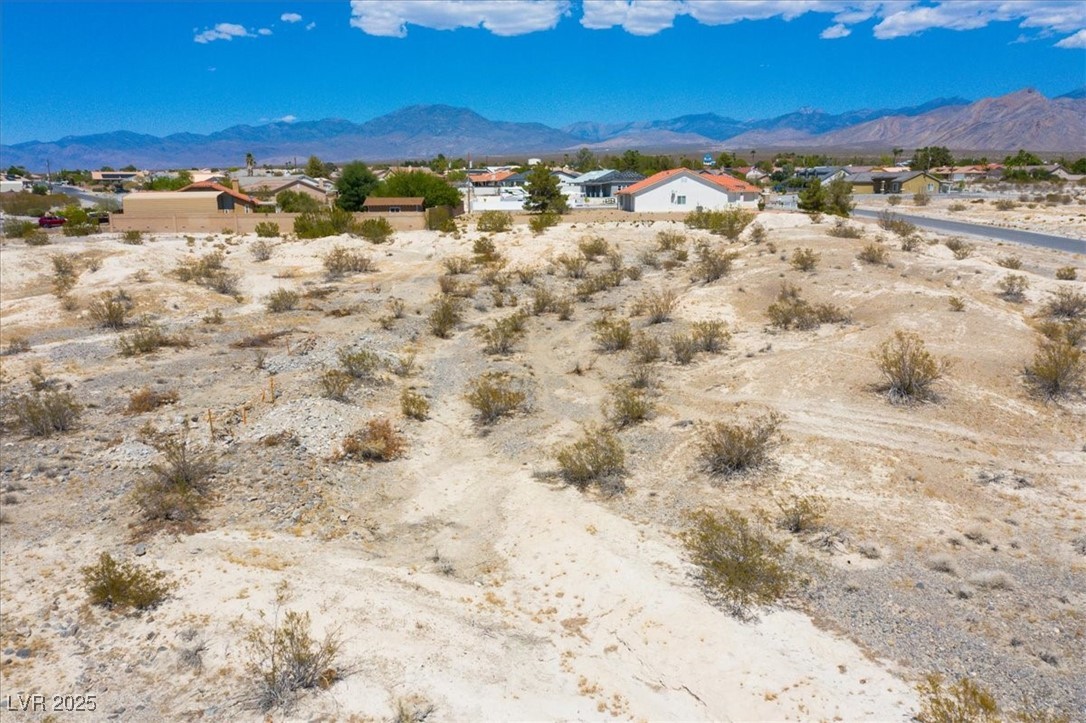 2260 South Iroquois Avenue