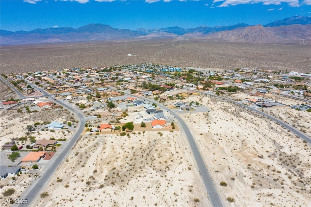 2260 South Iroquois Avenue