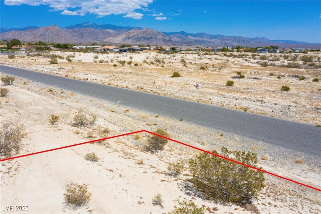 2260 South Iroquois Avenue