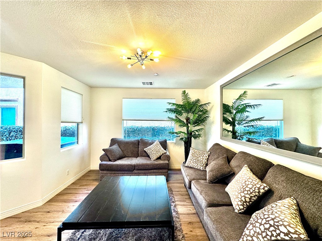 2606 Marvel Astoria Street