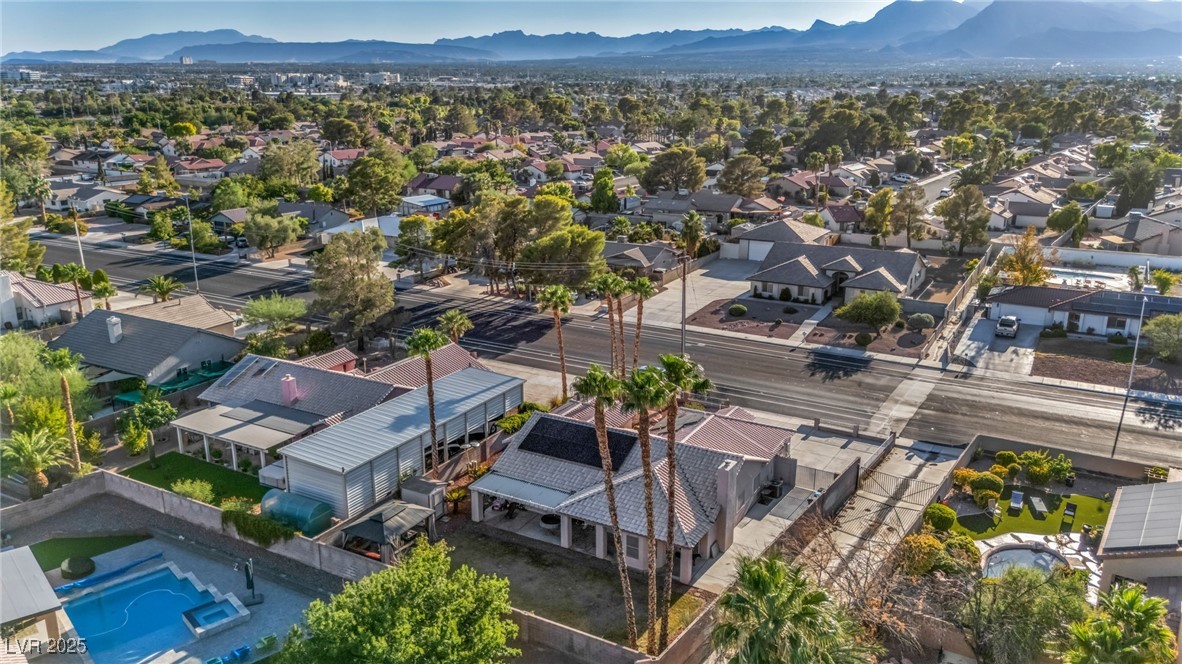 3757 North Torrey Pines Drive