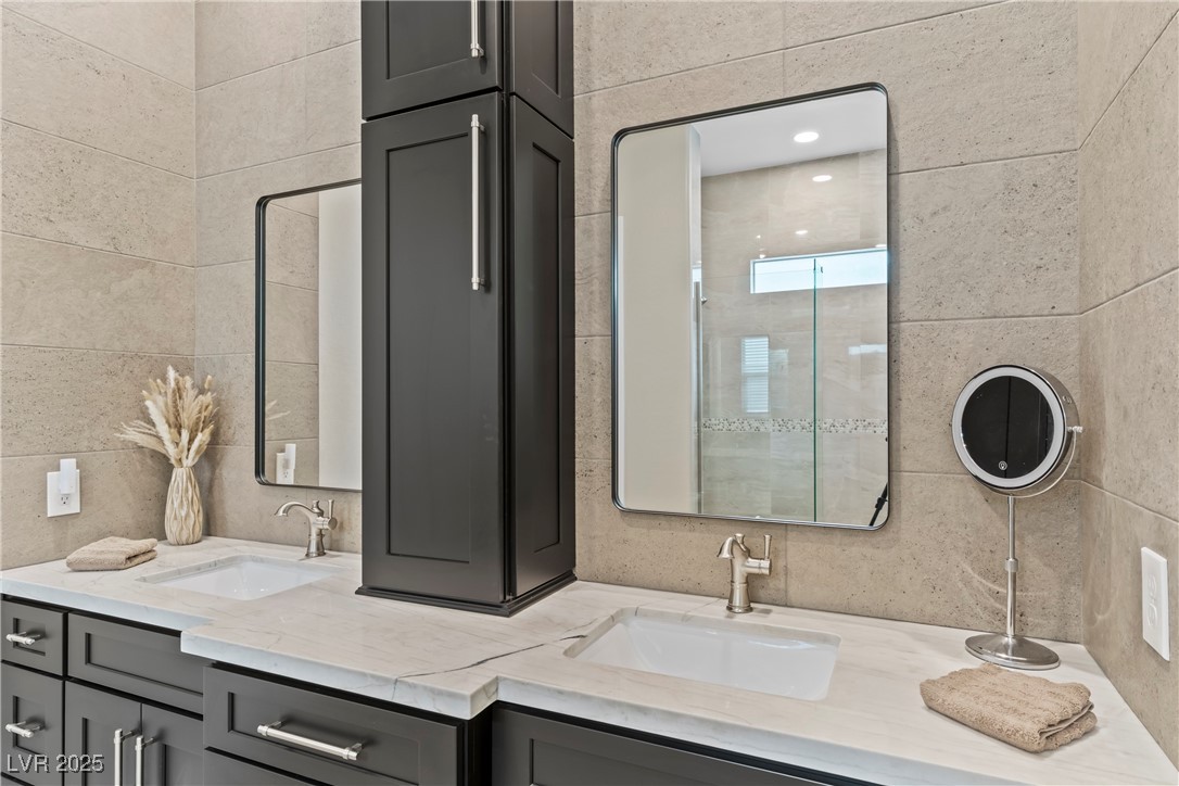 470 Arches Park Avenue