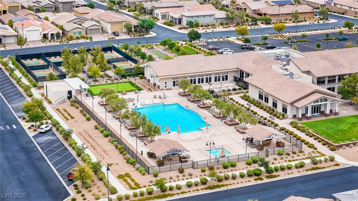 470 Arches Park Avenue