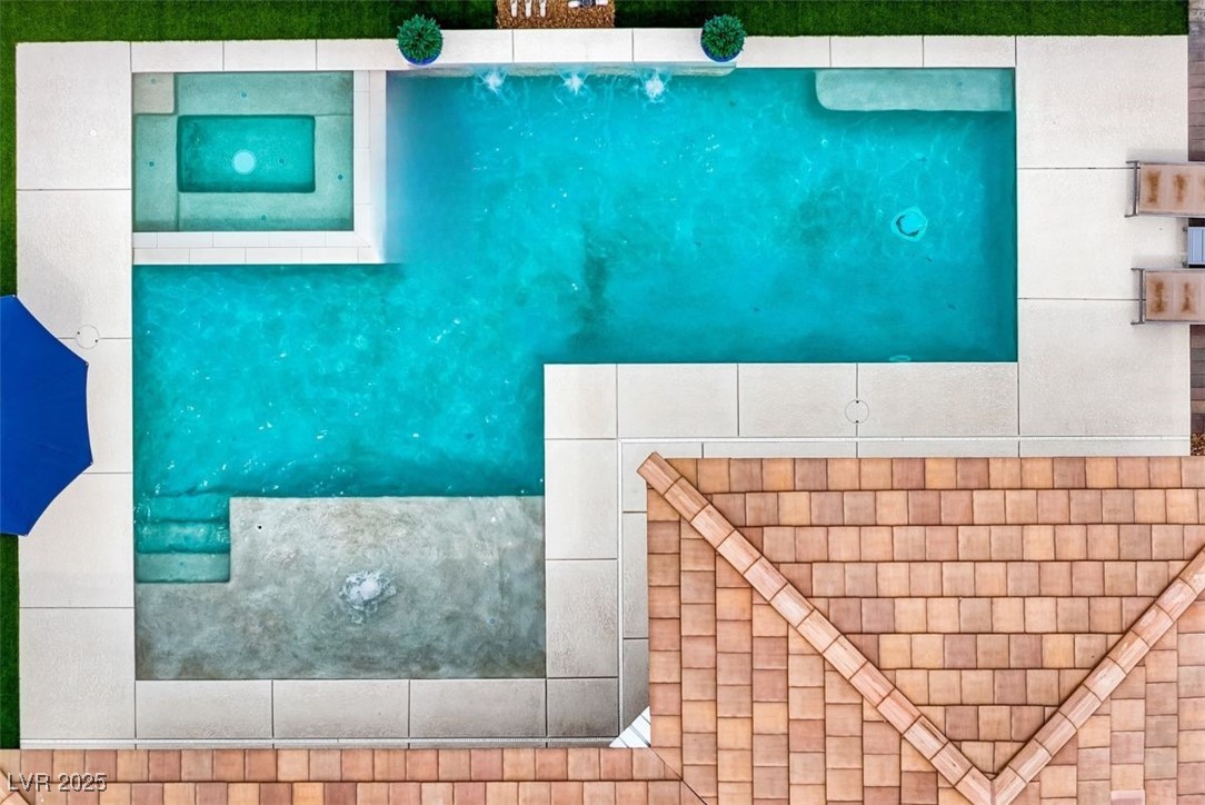 470 Arches Park Avenue