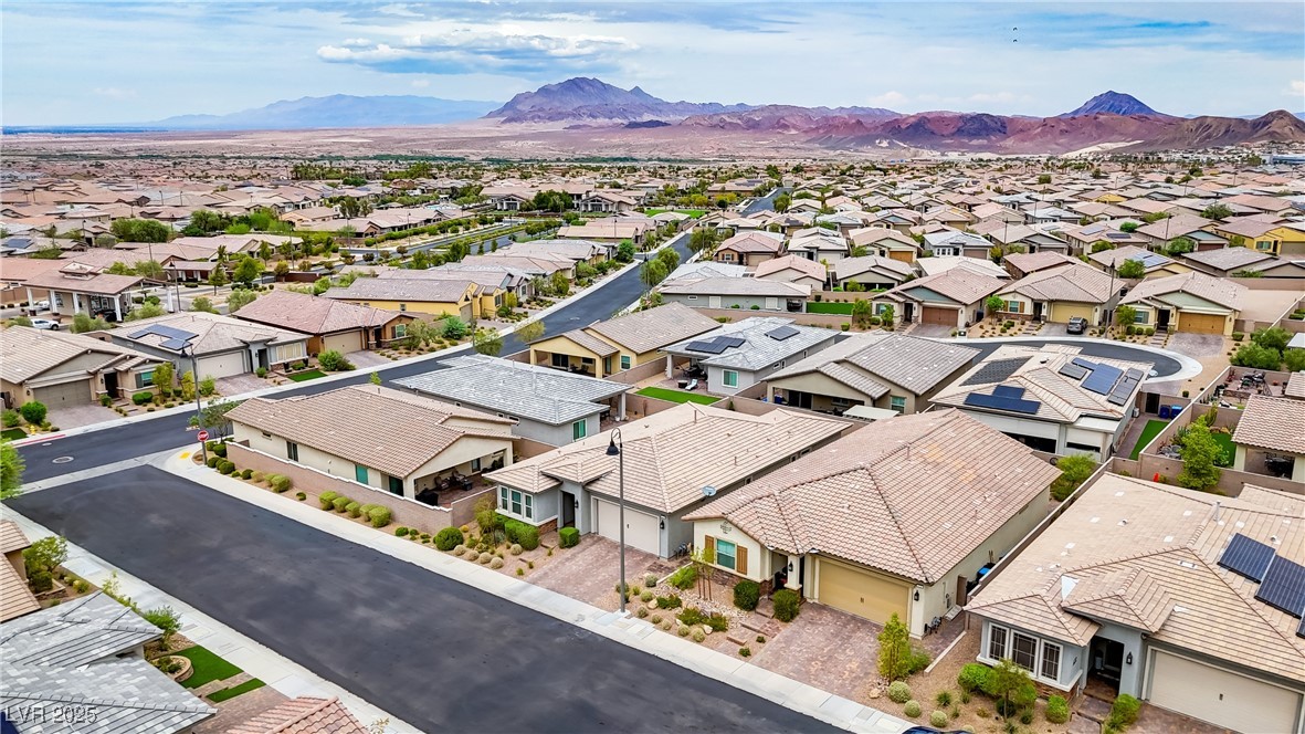 470 Arches Park Avenue