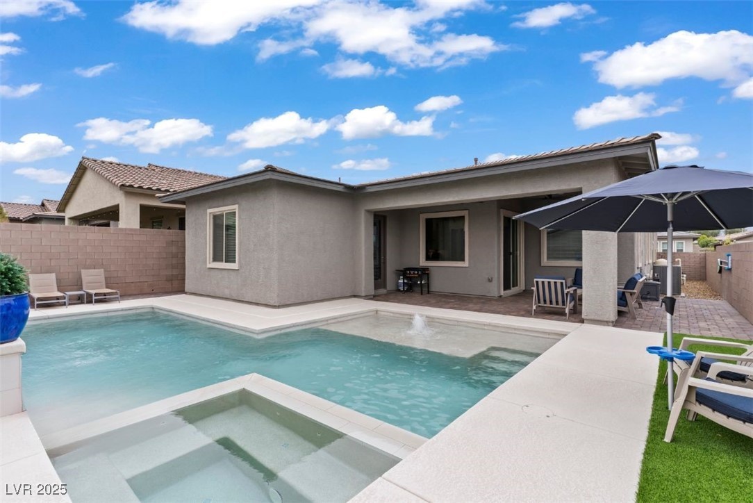 470 Arches Park Avenue