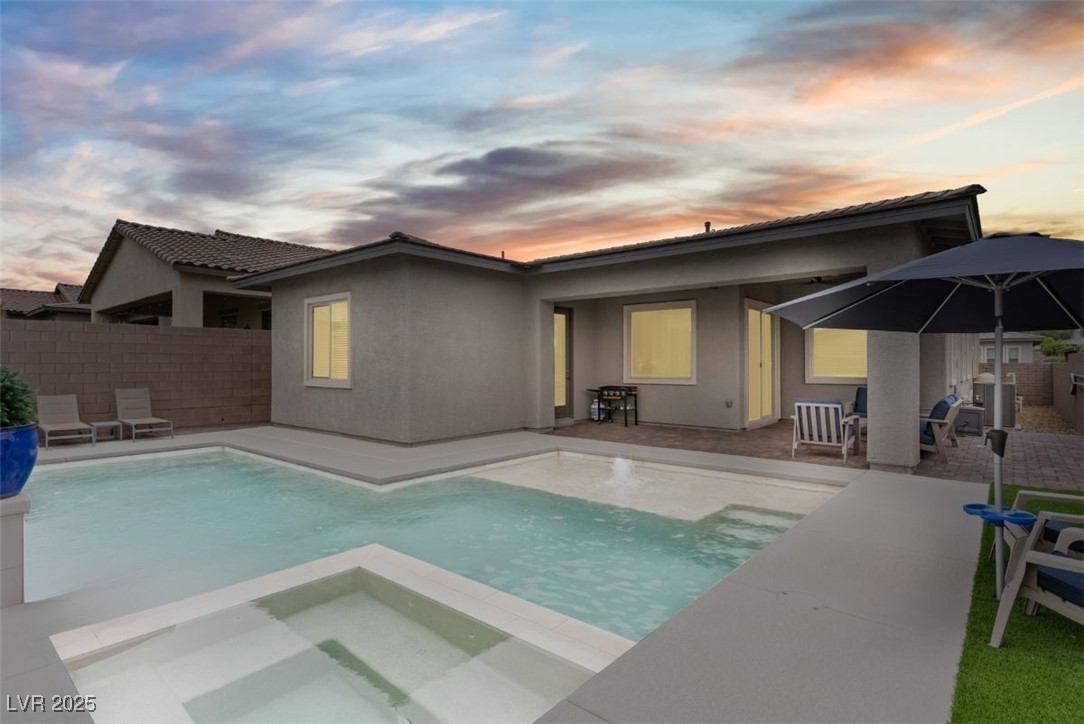 470 Arches Park Avenue