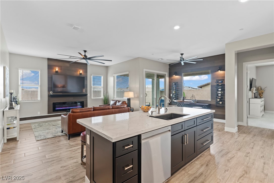 470 Arches Park Avenue