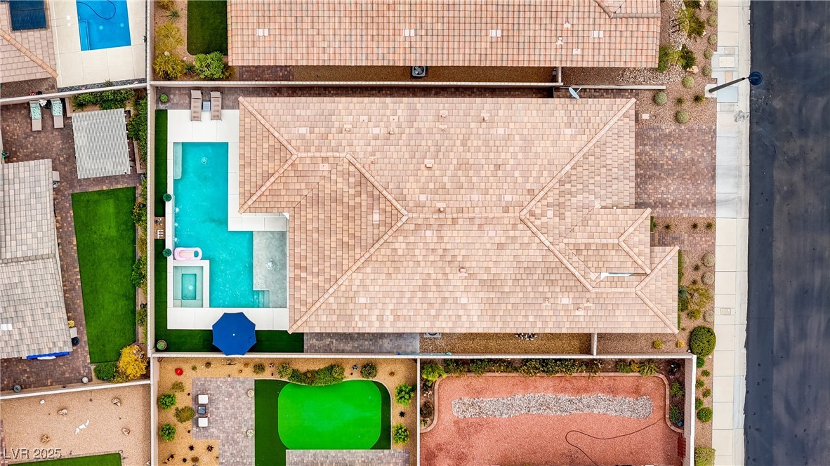 470 Arches Park Avenue