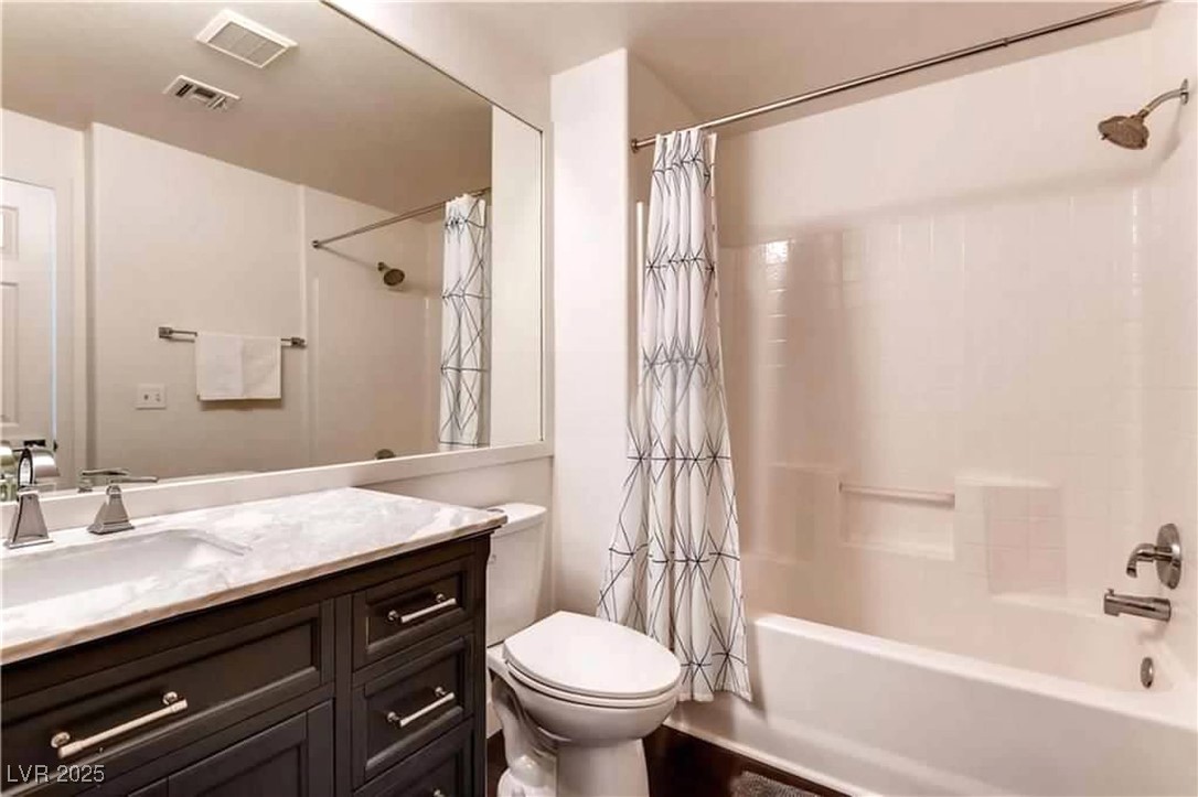 840 Picotte Street 203