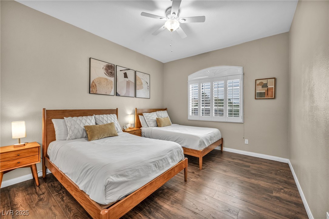 7492 Midfield Court