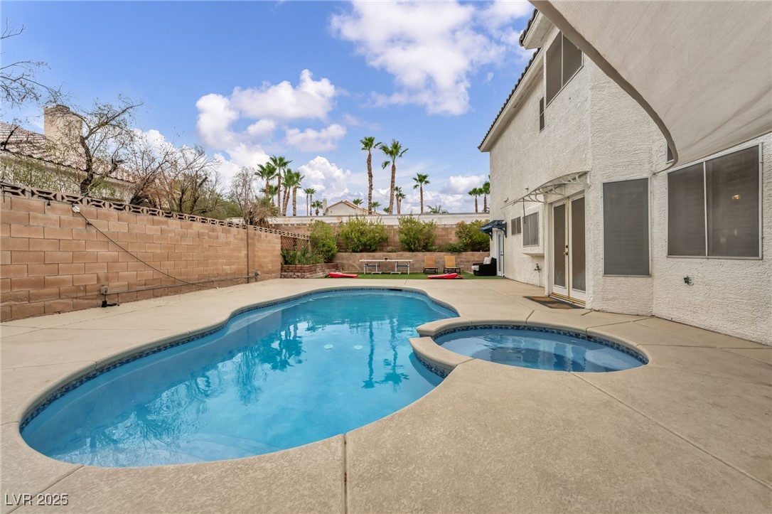 7492 Midfield Court