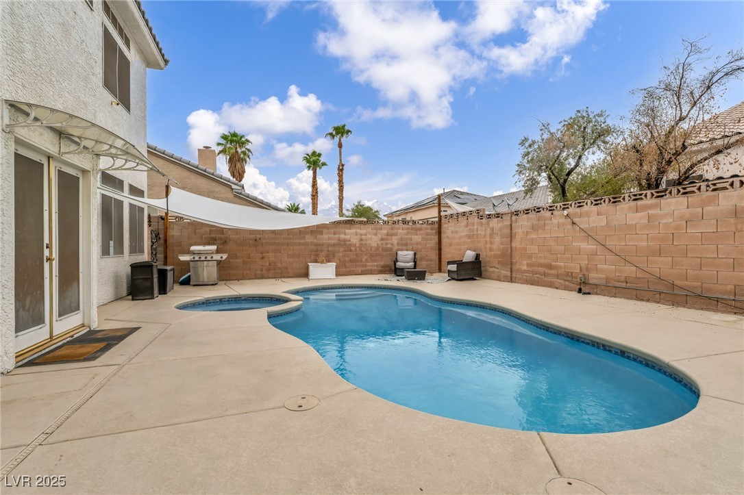7492 Midfield Court
