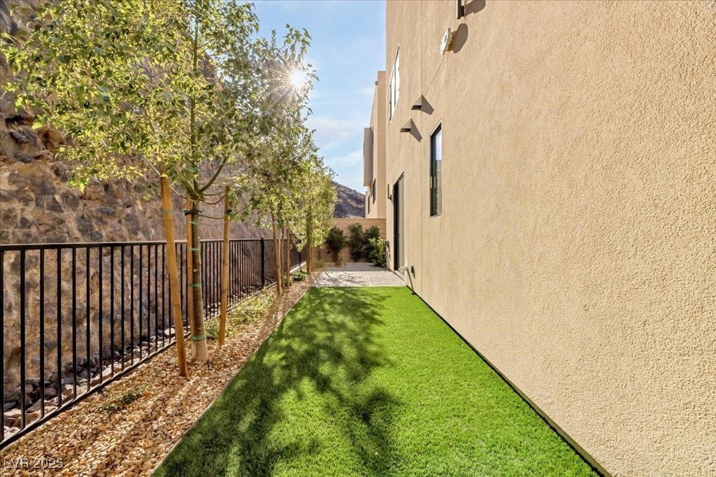 446 Tranquil Peak Court