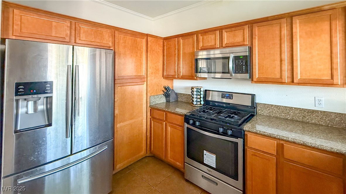 6242 Standing Elm Street