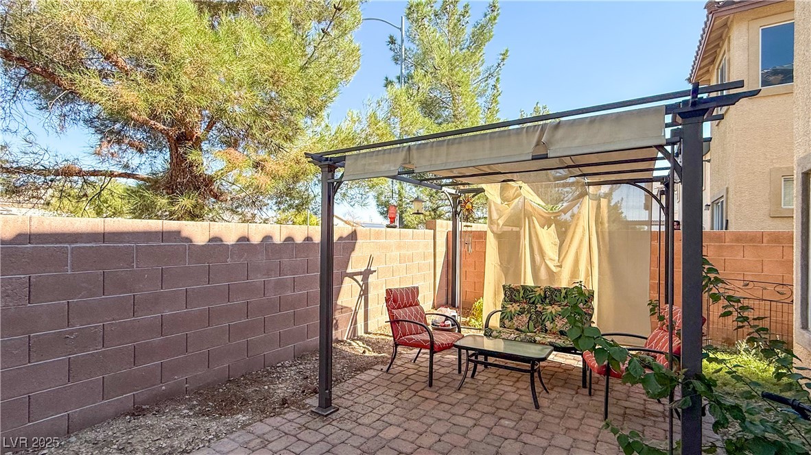 6242 Standing Elm Street