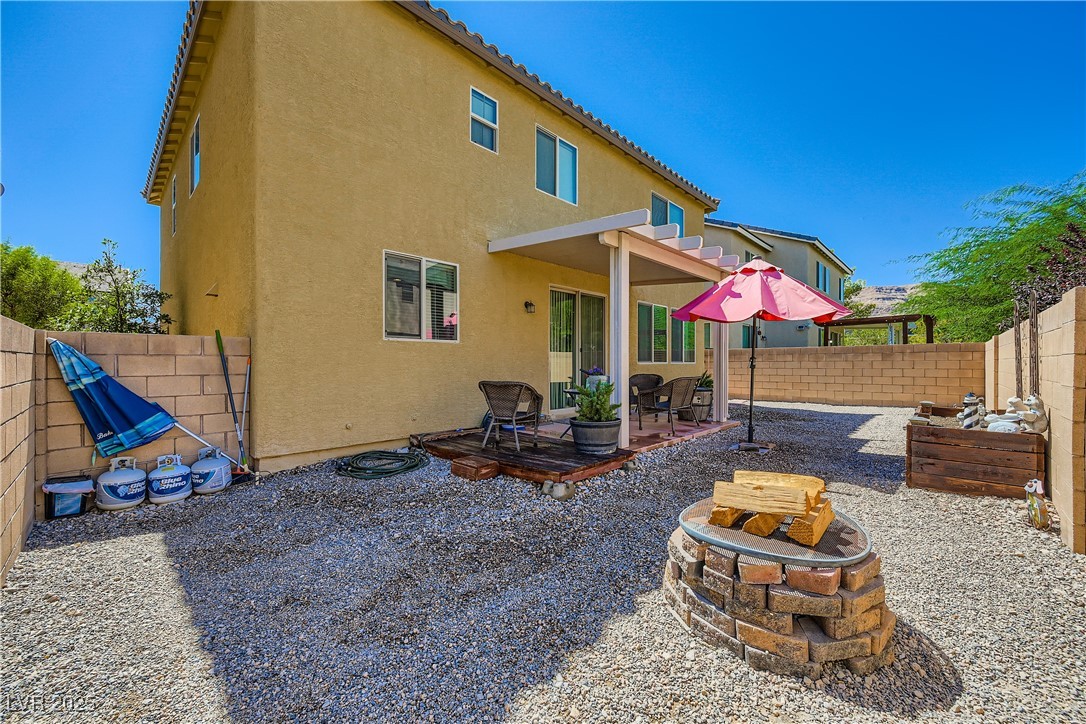 9632 Abbey Pond Avenue