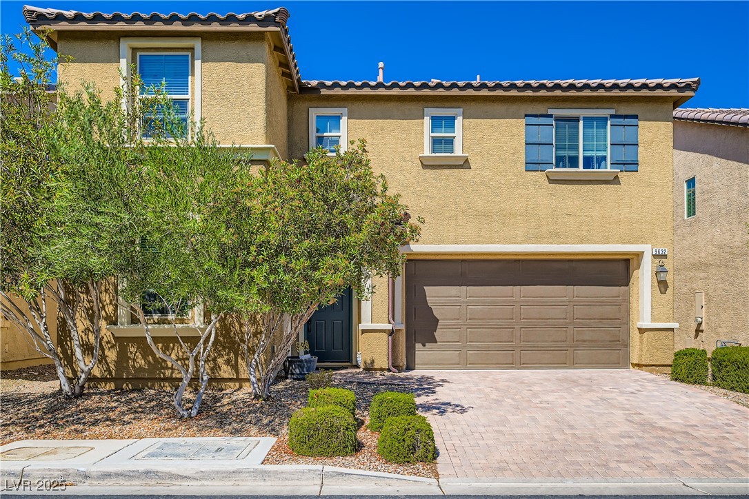 9632 Abbey Pond Avenue