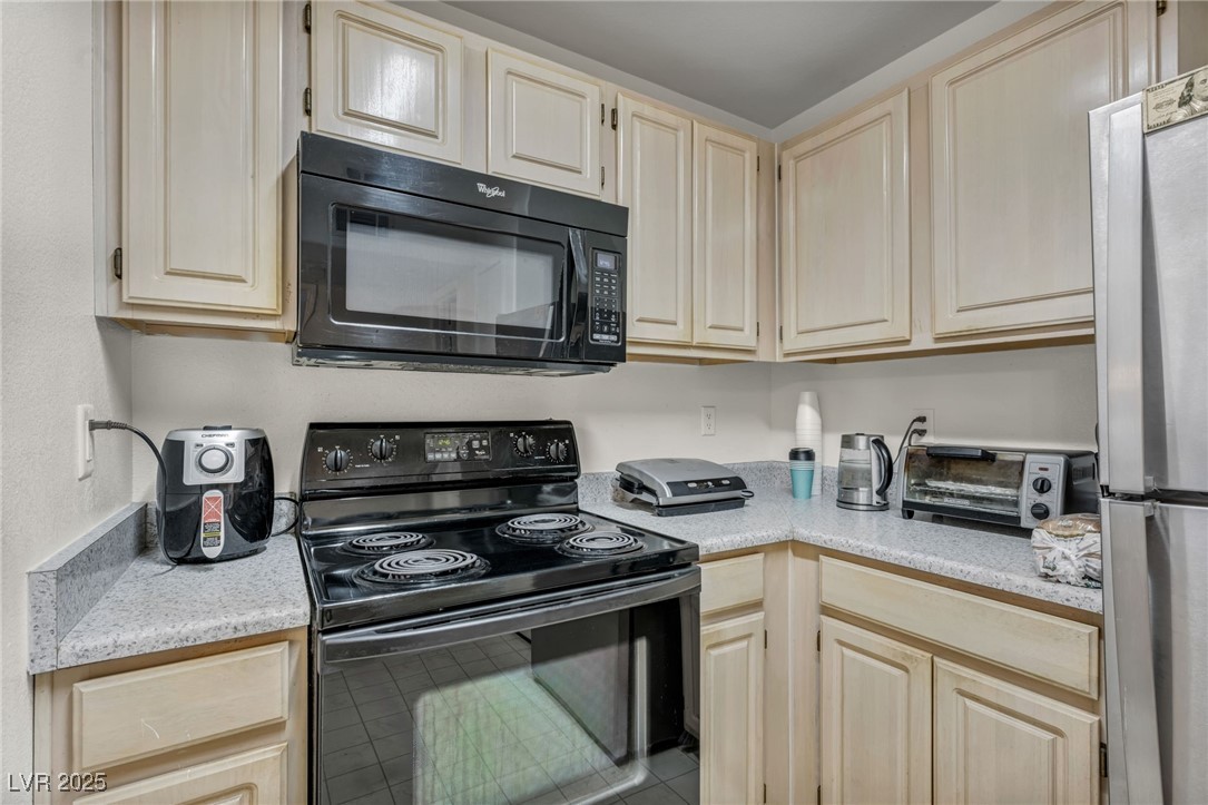 555 East Silverado Ranch Boulevard 2168