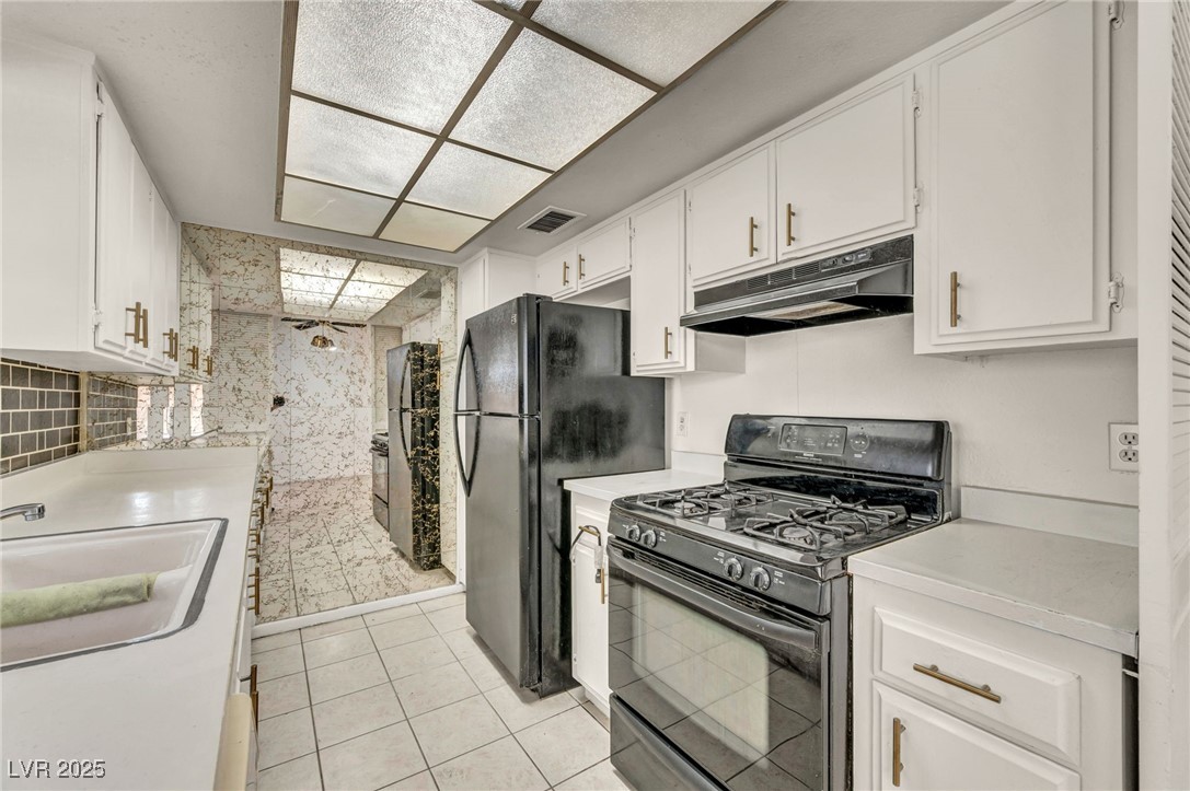 1420 Vegas Valley Drive 20