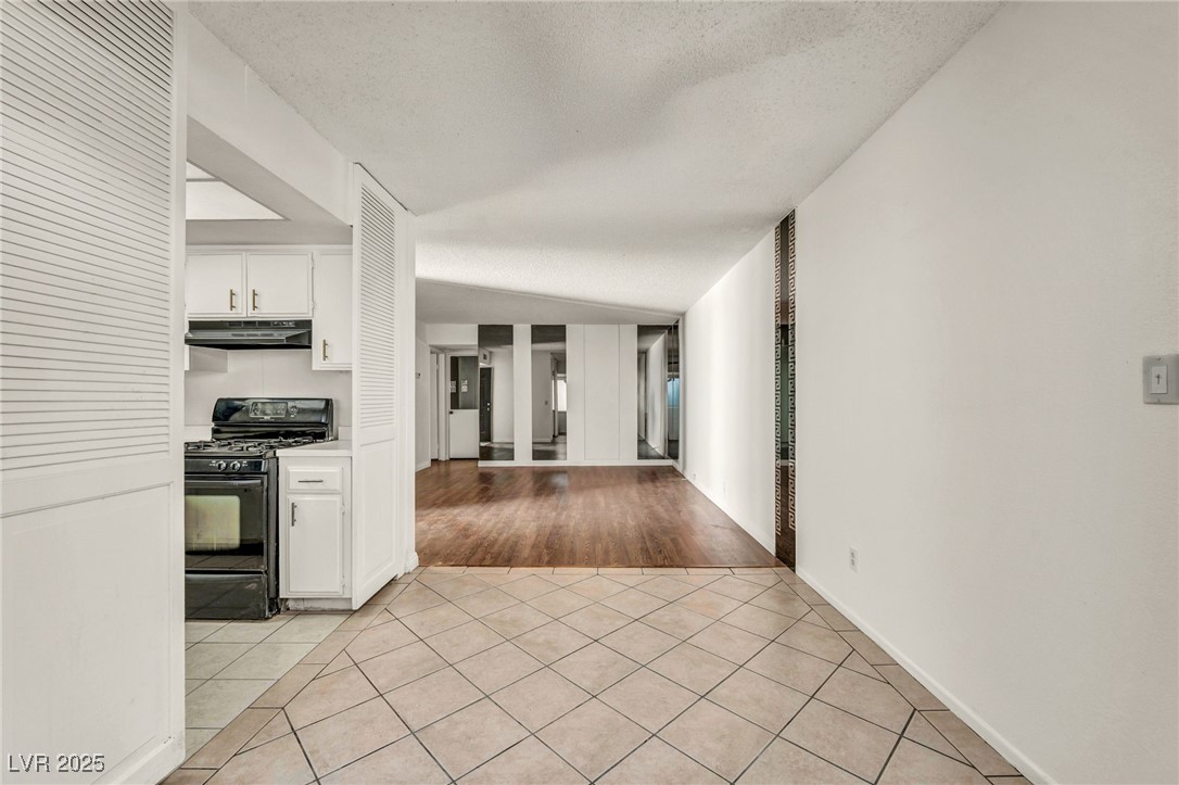 1420 Vegas Valley Drive 20