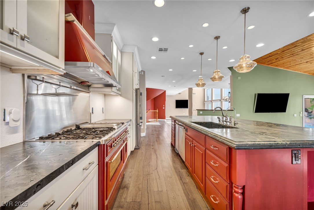 7464 Grassy Field Court