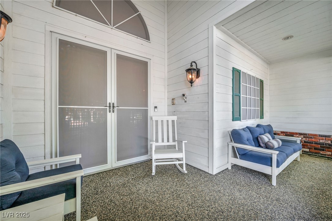 7464 Grassy Field Court