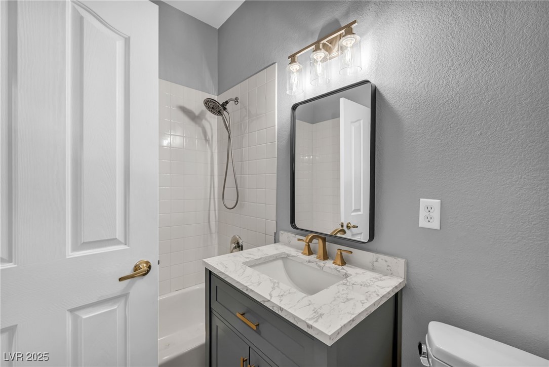 7464 Grassy Field Court