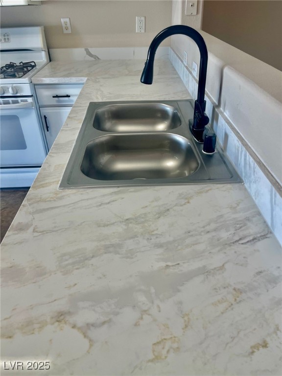 5424 Eagle Claw Avenue