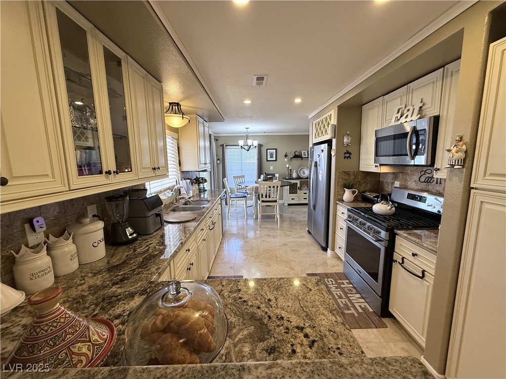 3352 Bridgeport Drive