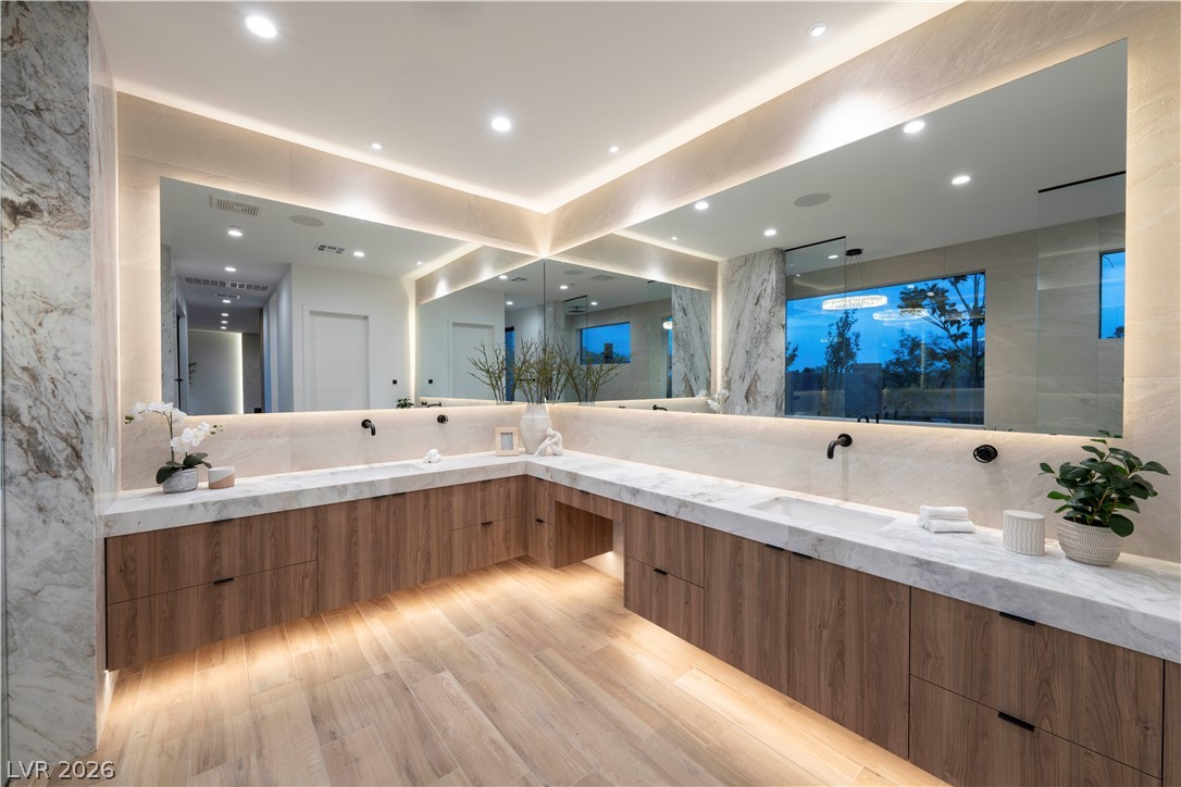 4318 Cameron Brook Court