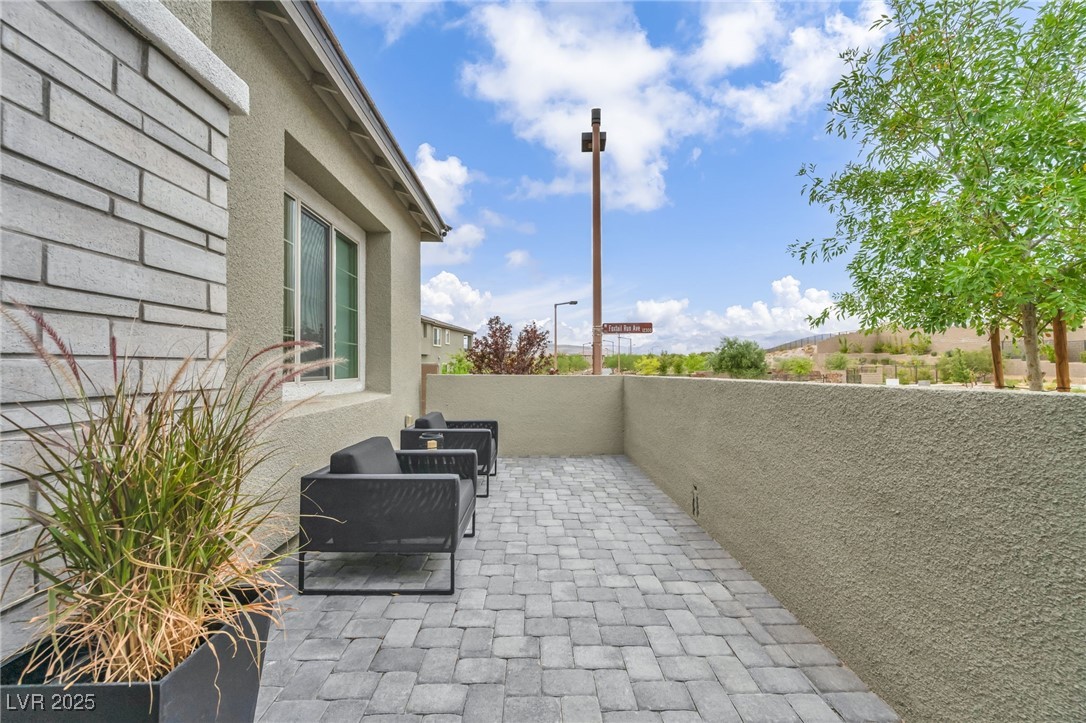 218 Springbough Lane