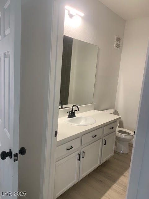 1050 East Cactus Avenue 2017