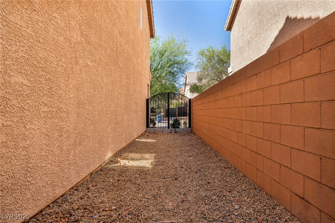 9670 Twin Rivers Court