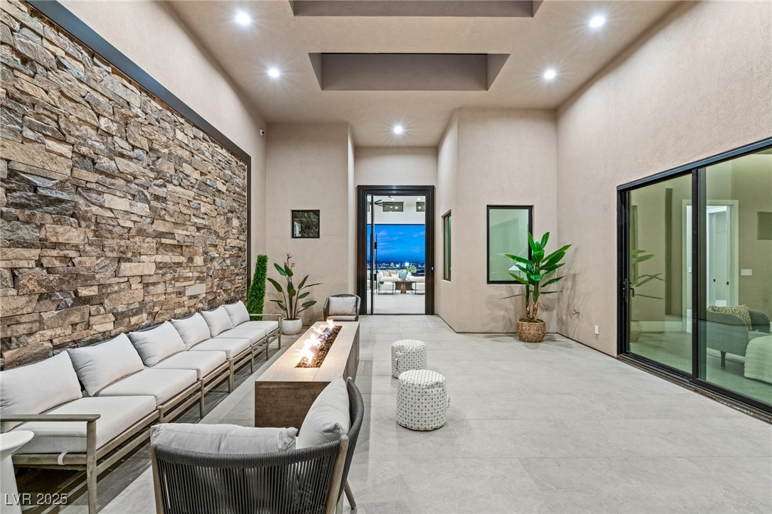 9 Stonecutter Court
