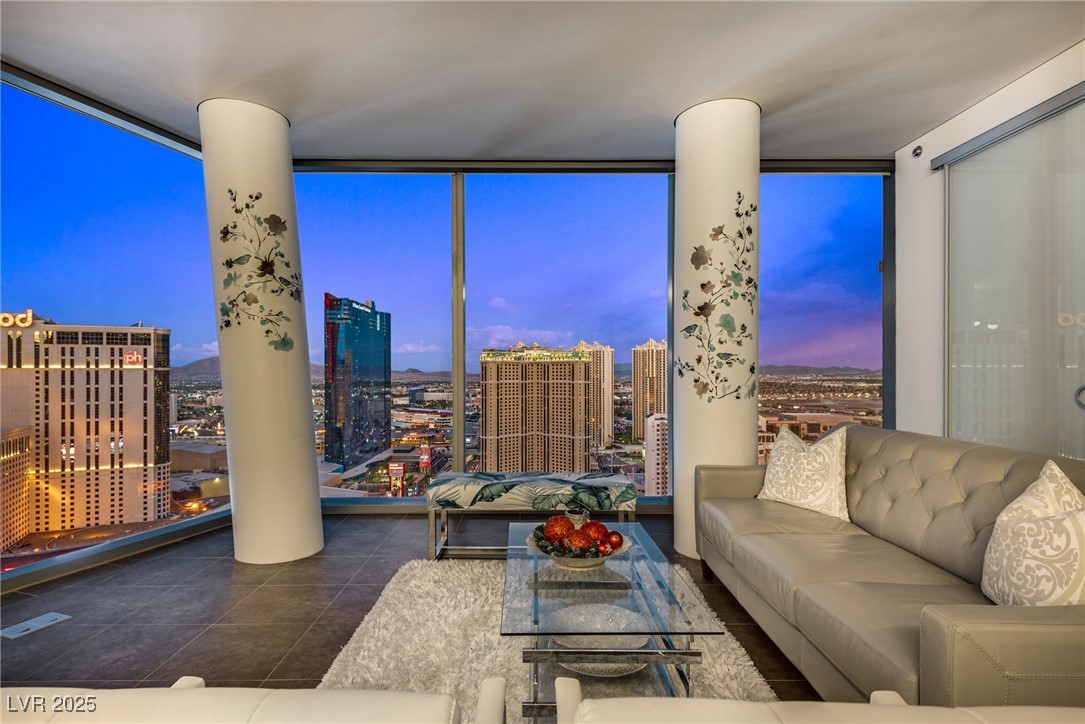 3722 Las Vegas Boulevard 2604