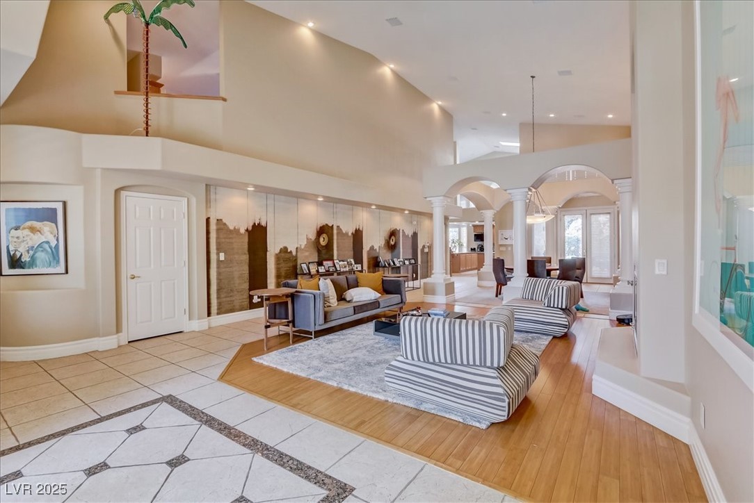 2500 Wimbledon Drive