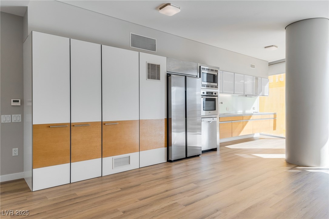 3726 Las Vegas Boulevard 2407
