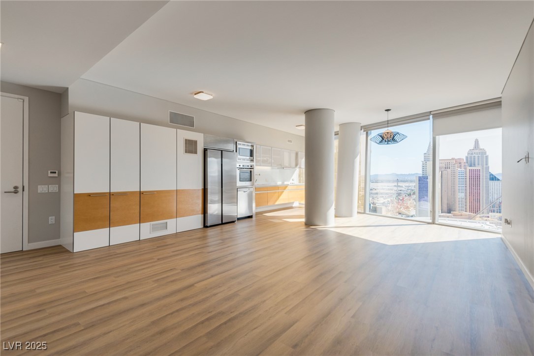3726 Las Vegas Boulevard 2407