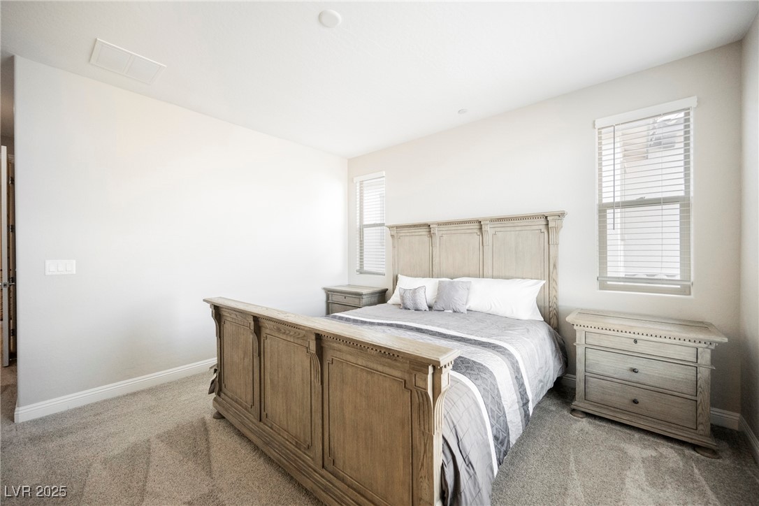 11676 Hamilton Lake Avenue