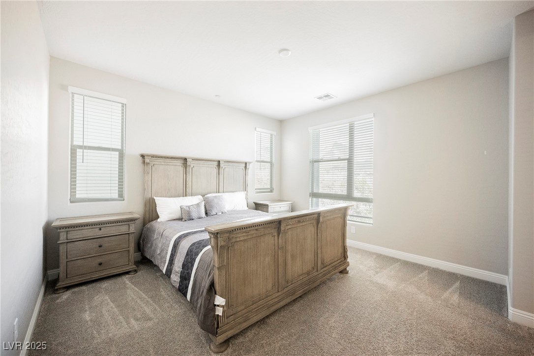 11676 Hamilton Lake Avenue