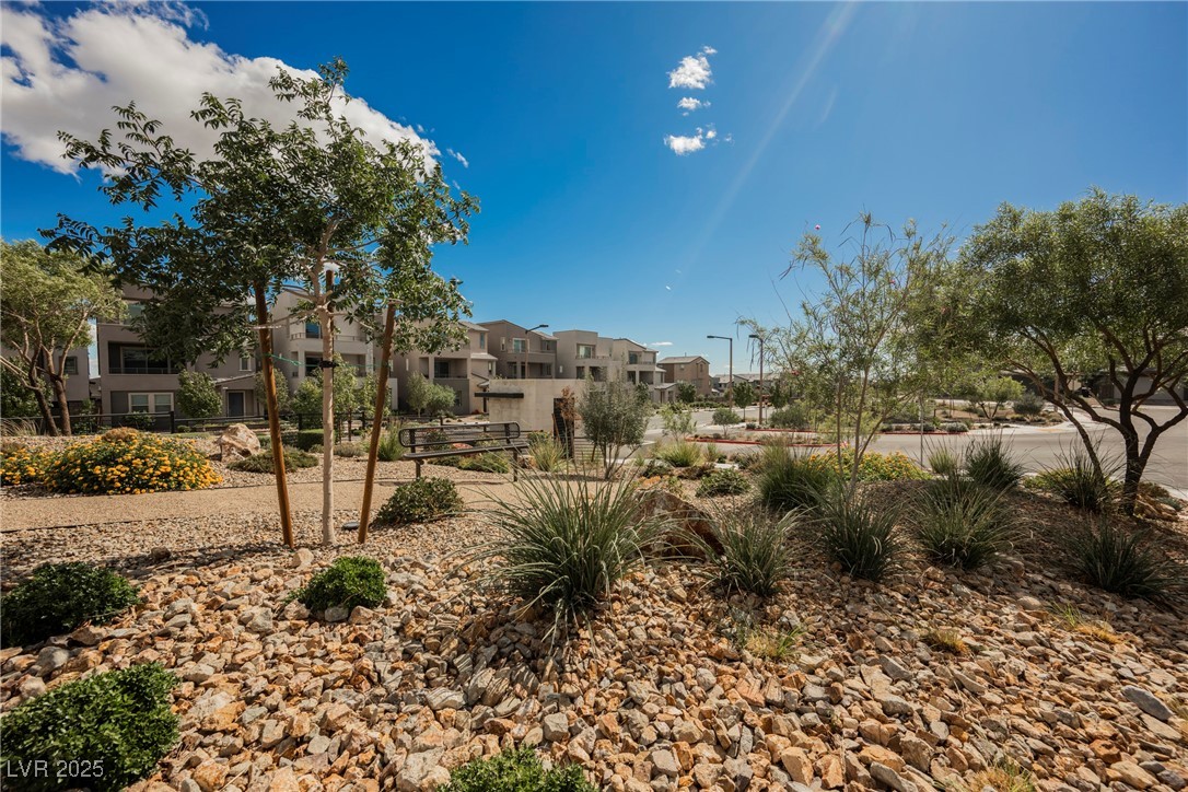 11676 Hamilton Lake Avenue