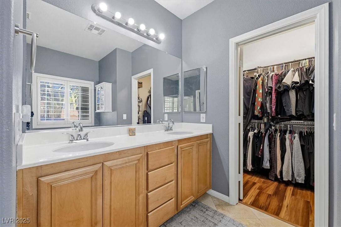 1208 Brockley Cross Street