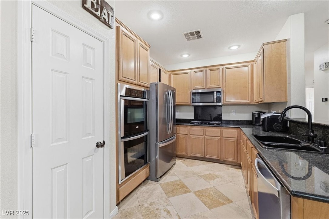 1208 Brockley Cross Street