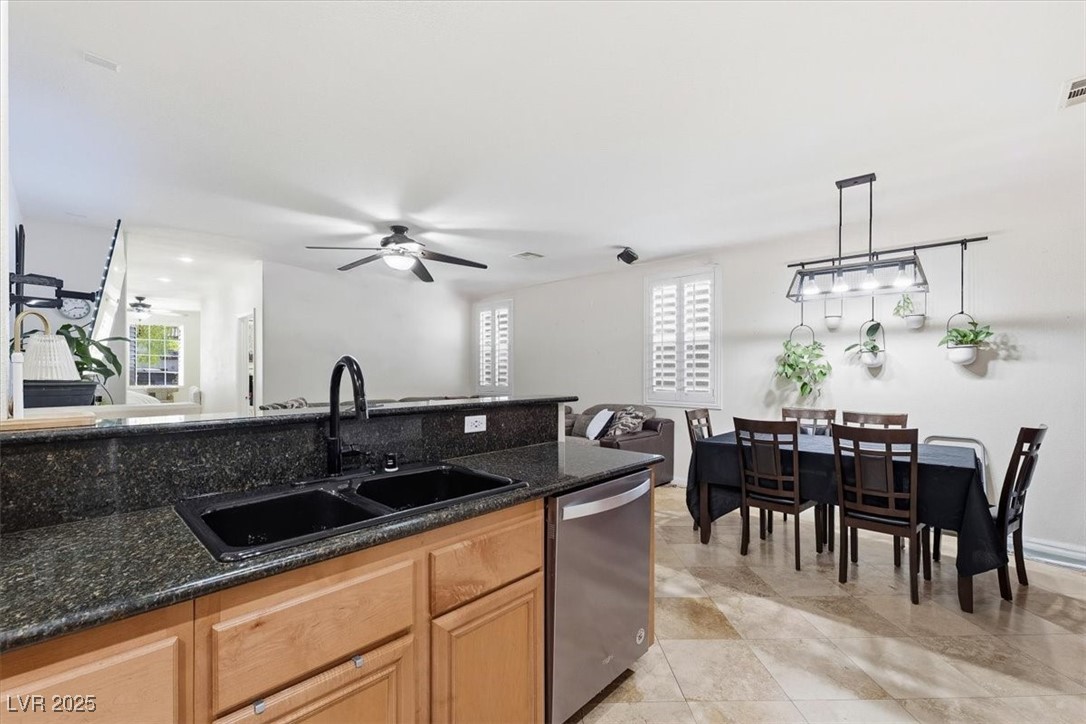 1208 Brockley Cross Street