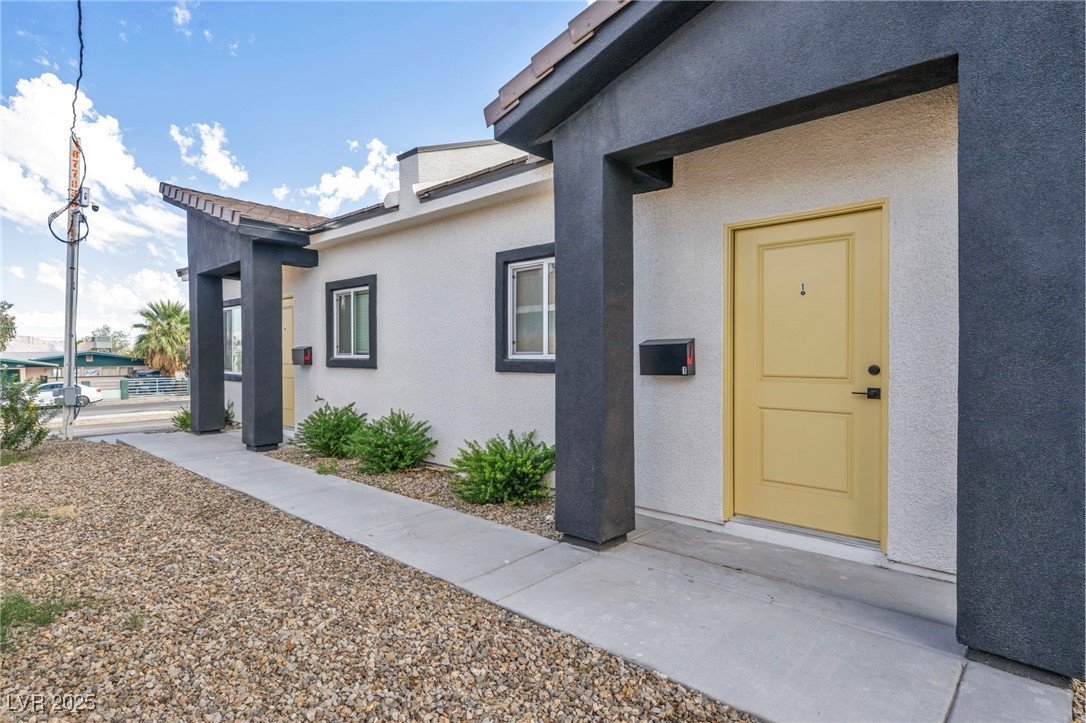 383 North 16th Street