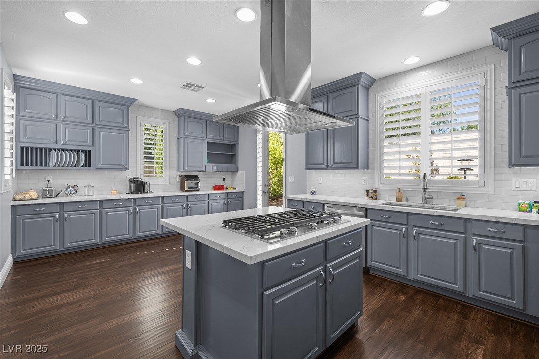 12132 Vista Linda Avenue