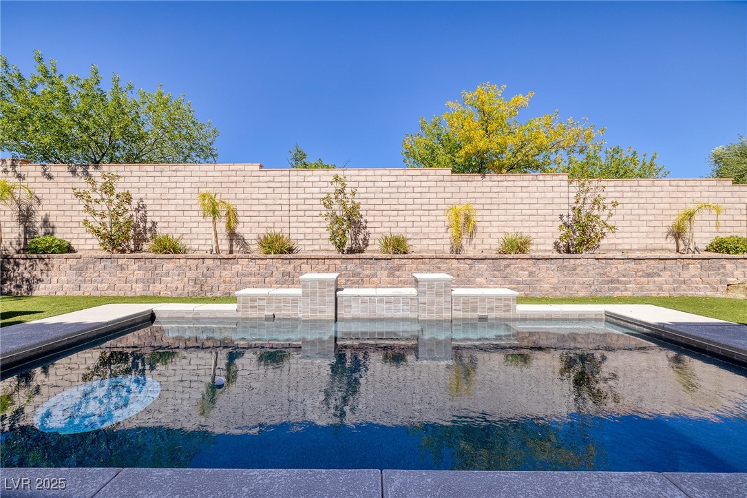 12132 Vista Linda Avenue