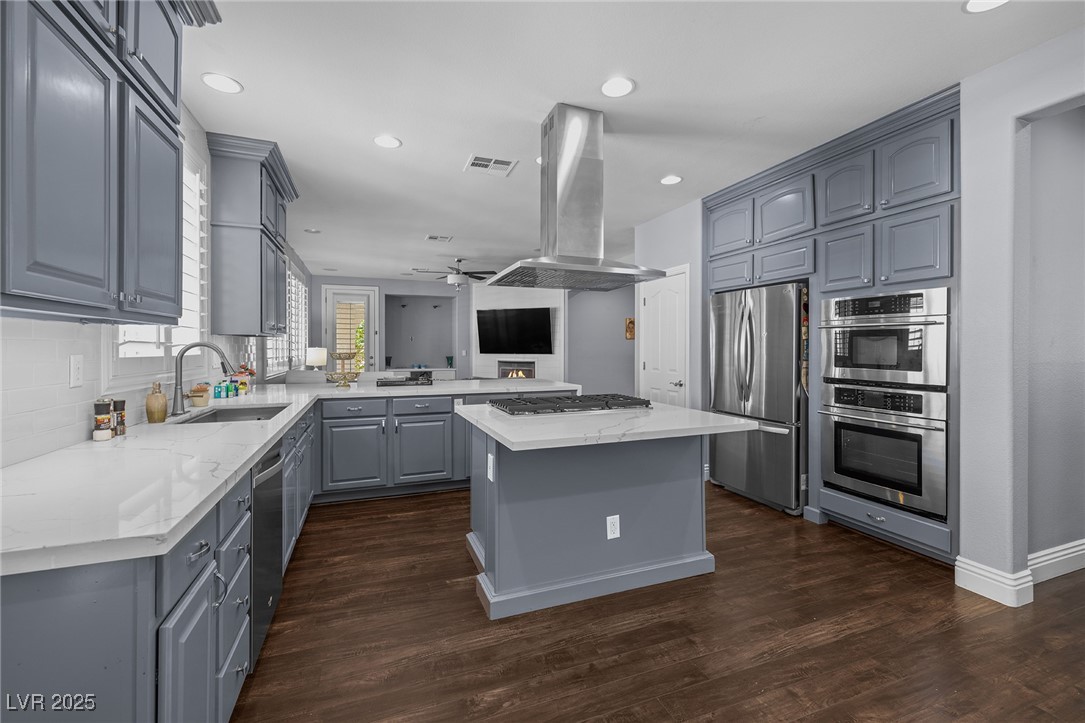 12132 Vista Linda Avenue