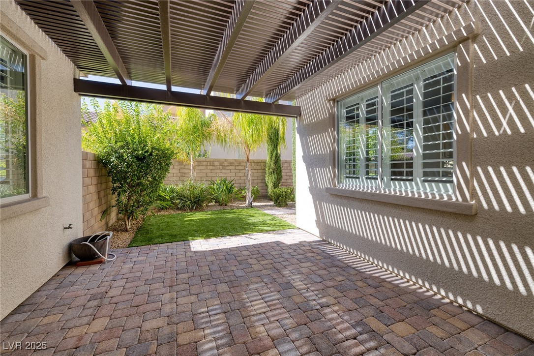 12132 Vista Linda Avenue